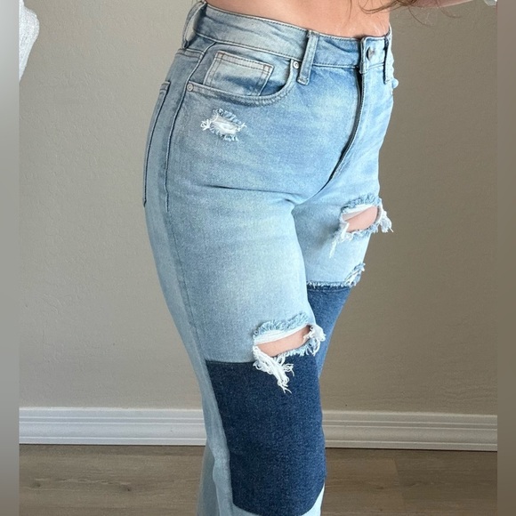 Two-Tone patchwork Straight Leg Jeans - Picture 2 of 11